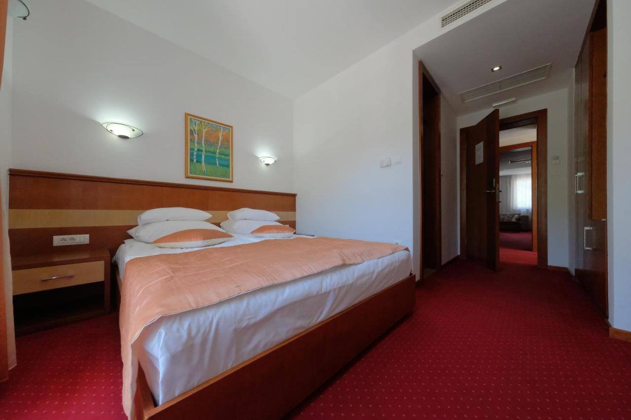 Motel Mujanic Sarajevo Mostarsko Raskrsce Exterior foto