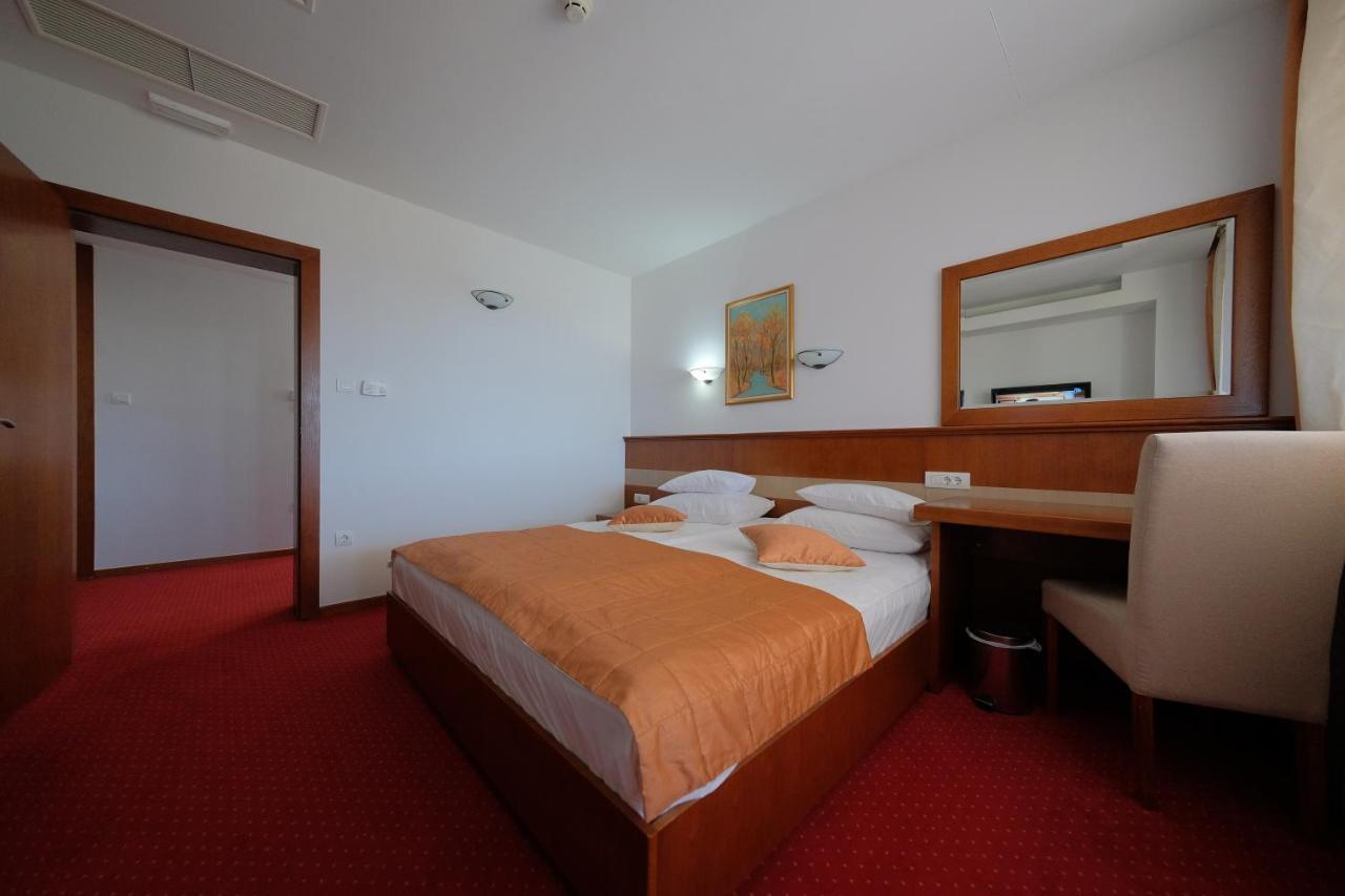 Motel Mujanic Sarajevo Mostarsko Raskrsce Exterior foto