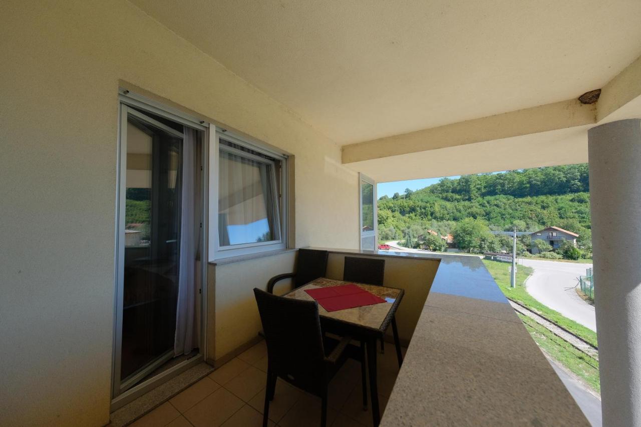 Motel Mujanic Sarajevo Mostarsko Raskrsce Exterior foto