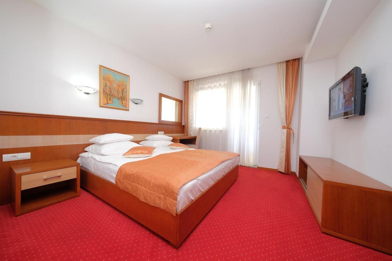 Motel Mujanic Sarajevo Mostarsko Raskrsce Exterior foto